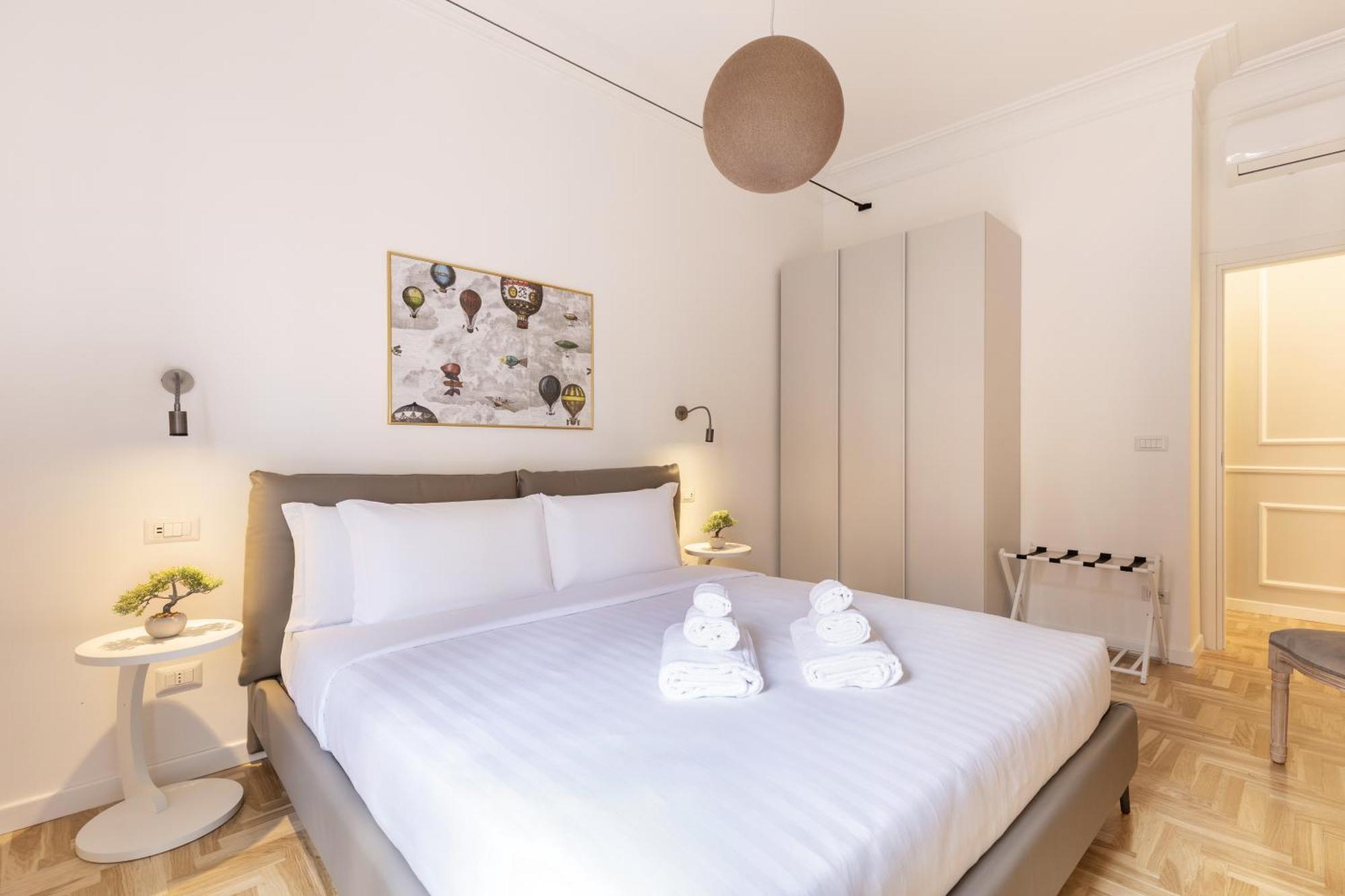Appartamento Hostly-puccini Luxury Home-near Colosseum & Trevi *